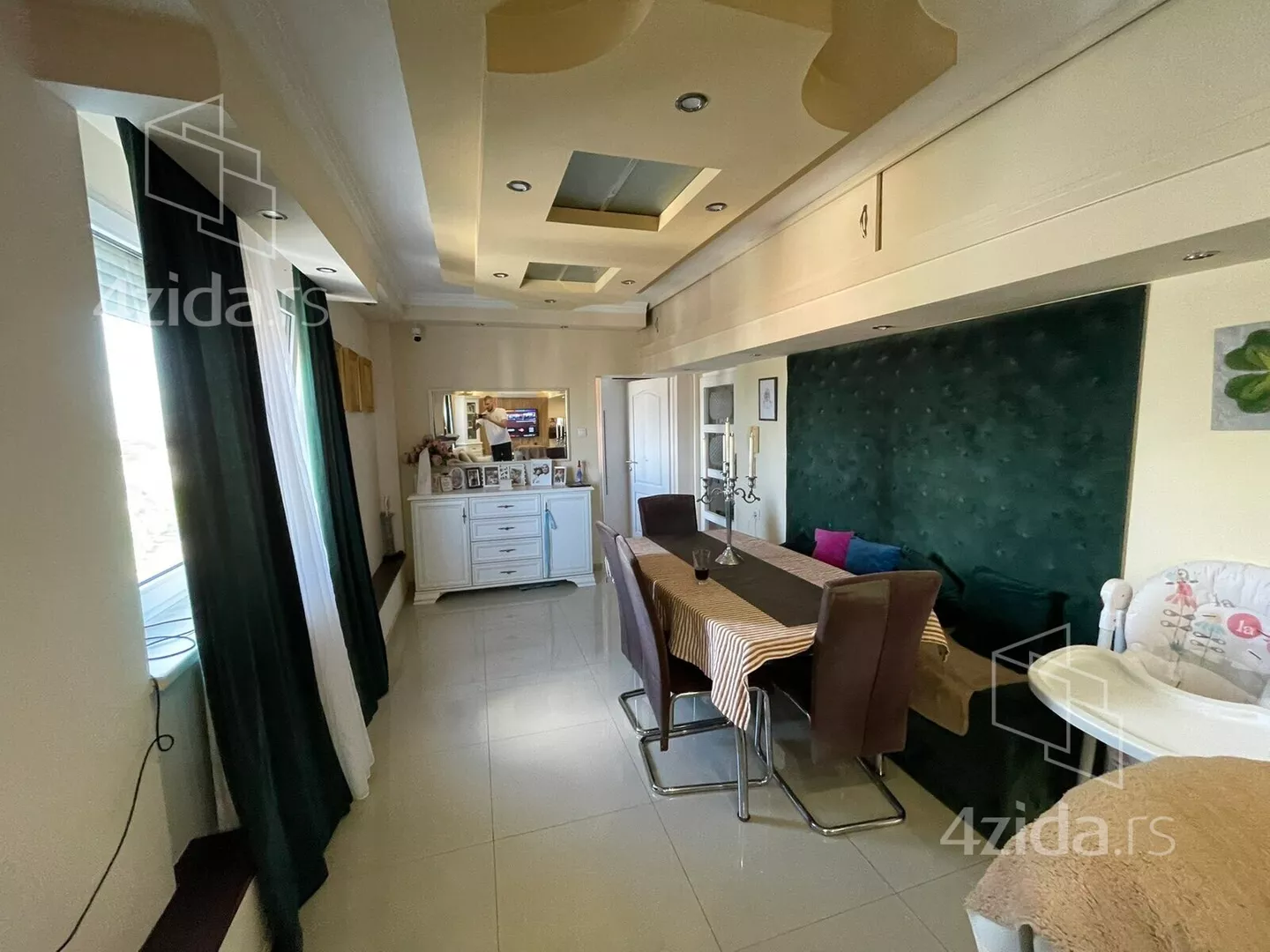 Dvoiposoban stan | 4zida