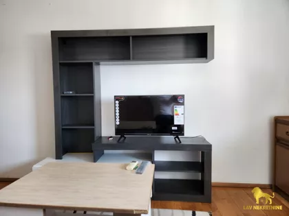 BRAĆE RIBNIKAR | 4zida.rs