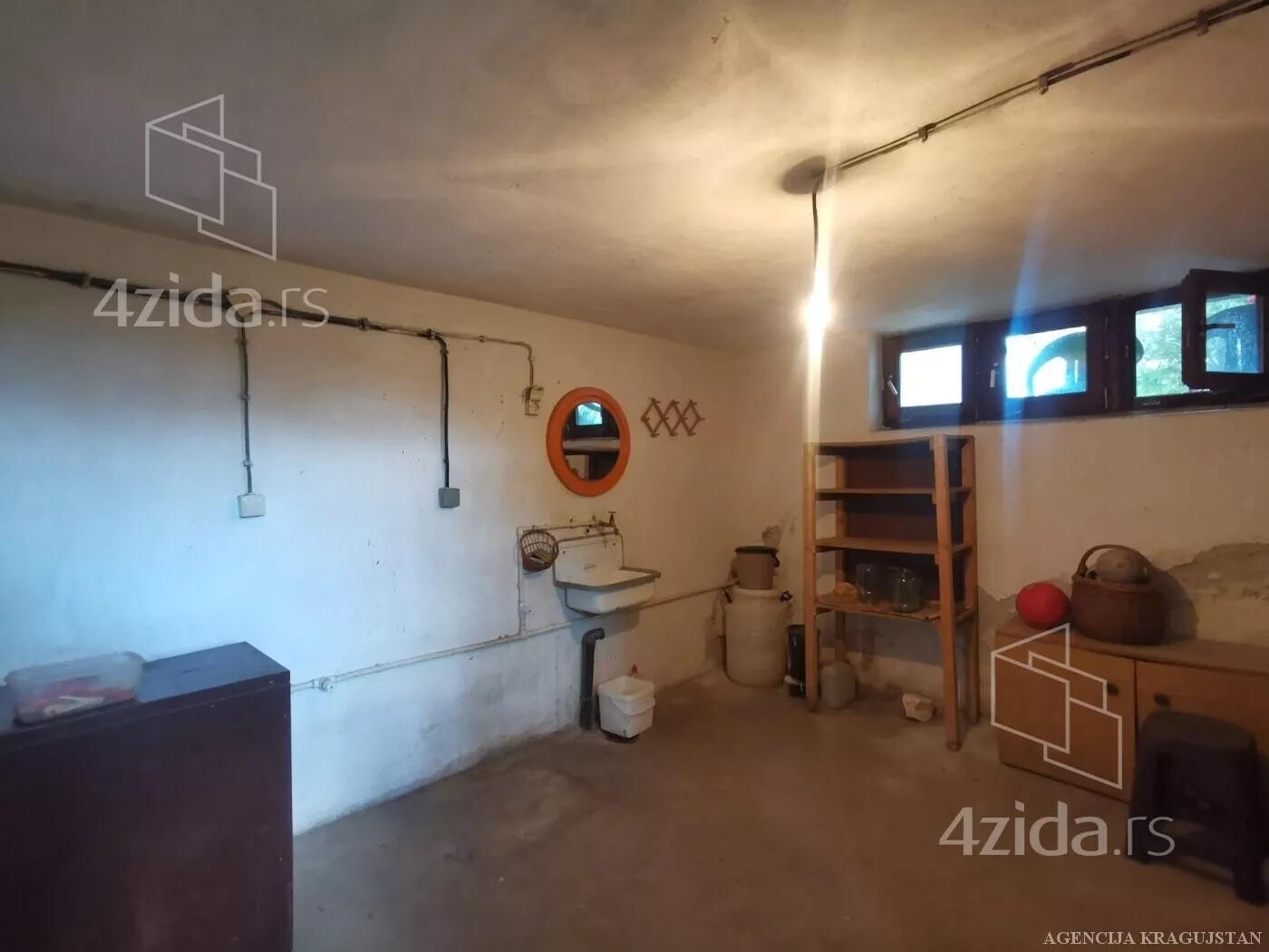 3-etažna kuća | 4zida