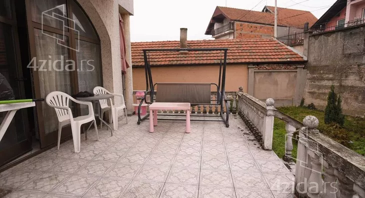 3-etažna kuća | 4zida