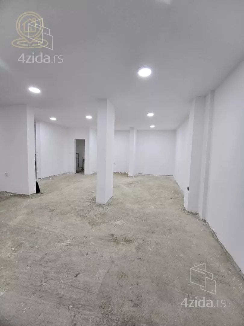 Poslovni prostor | 4zida