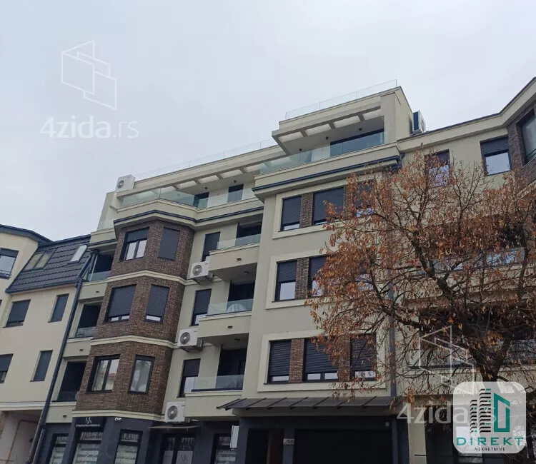 Četvorosoban stan | 4zida