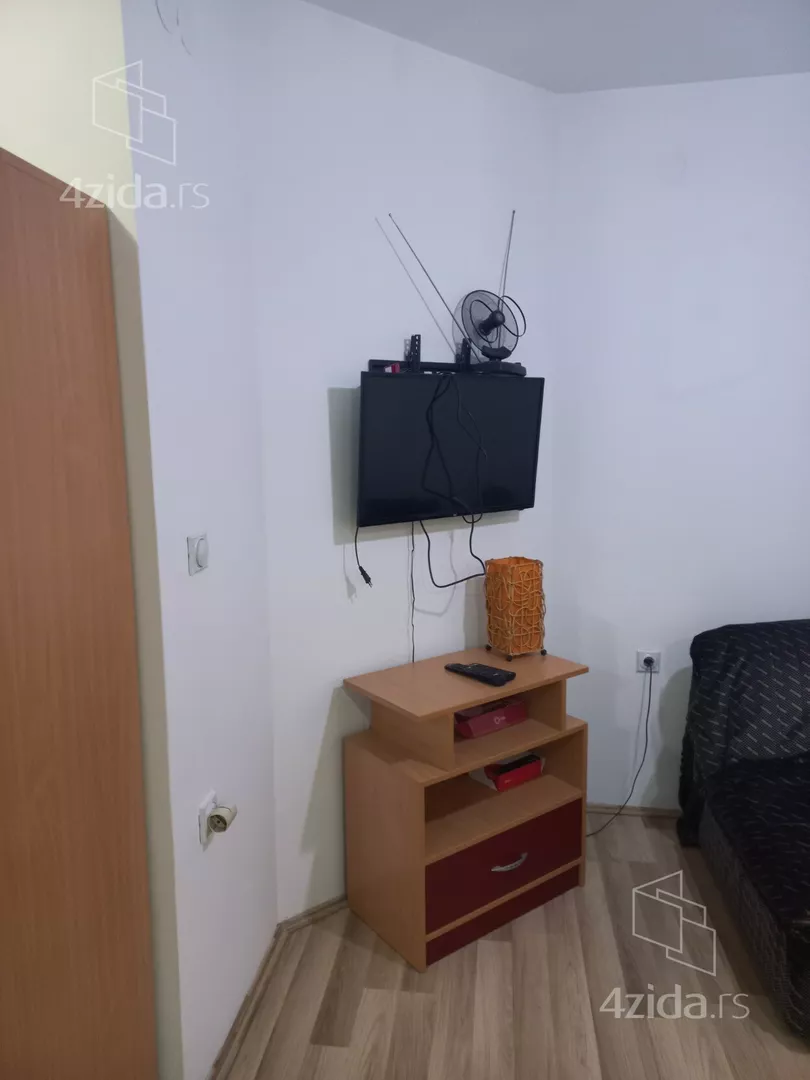 Garsonjera | 4zida