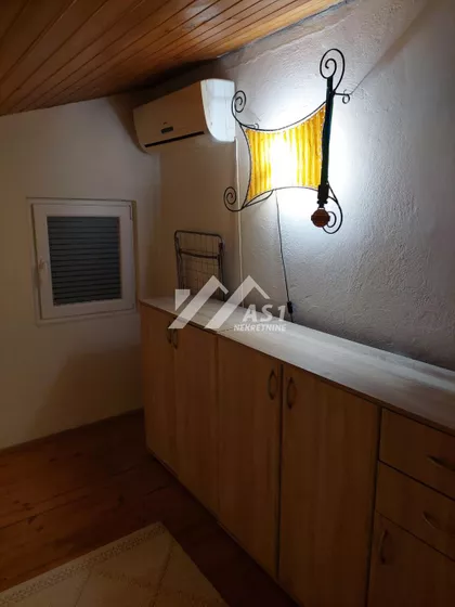 Žitni trg | 4zida.rs