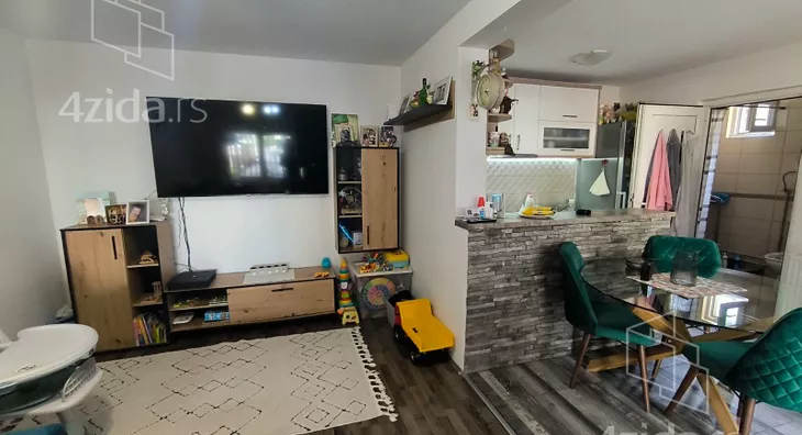 3-etažna kuća | 4zida