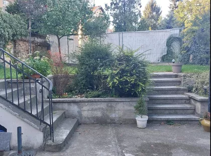 Stojana Novakovića 32 | 4zida.rs