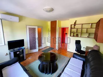 16.oktobra | 4zida.rs