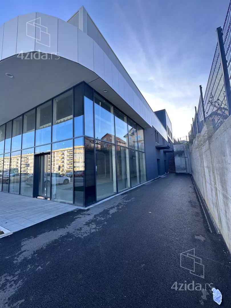 Poslovni prostor | 4zida