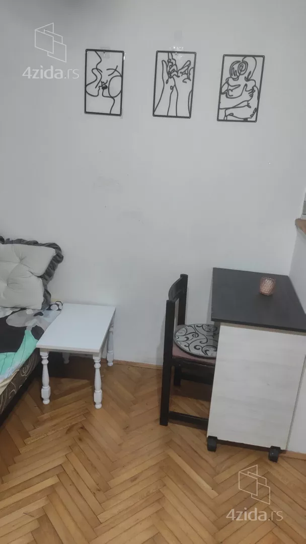 Garsonjera | 4zida