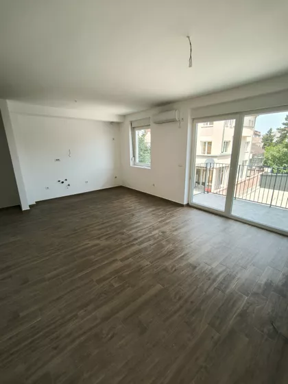 Karađorđeva 26 | 4zida.rs