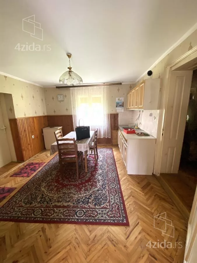 Kuća | 4zida