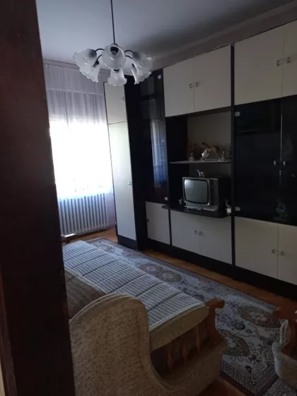 Sremska Kamenica | 4zida.rs