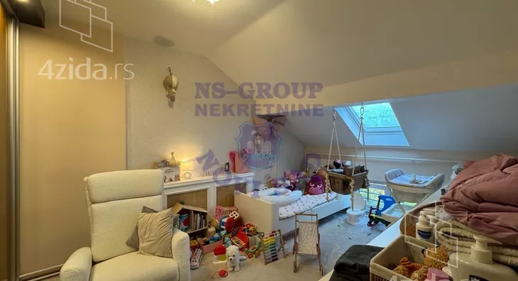 Petosoban stan | 4zida