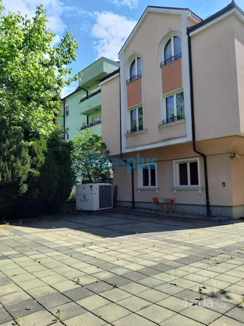 Ugostiteljski objekat | 4zida
