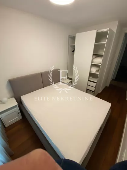 Hram Svetog Save | 4zida.rs