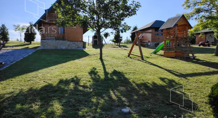 Turistički objekat | 4zida