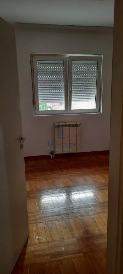 Žarkovo | 4zida.rs
