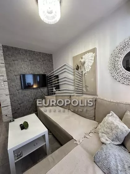 Lekino Brdo | 4zida.rs