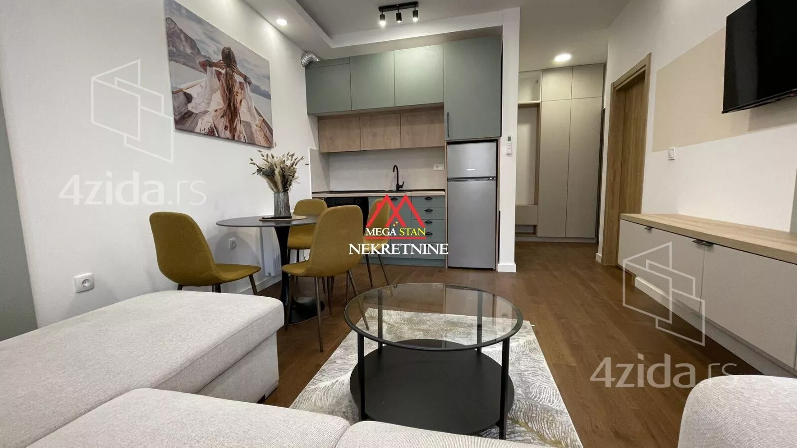 Jednoiposoban stan | 4zida