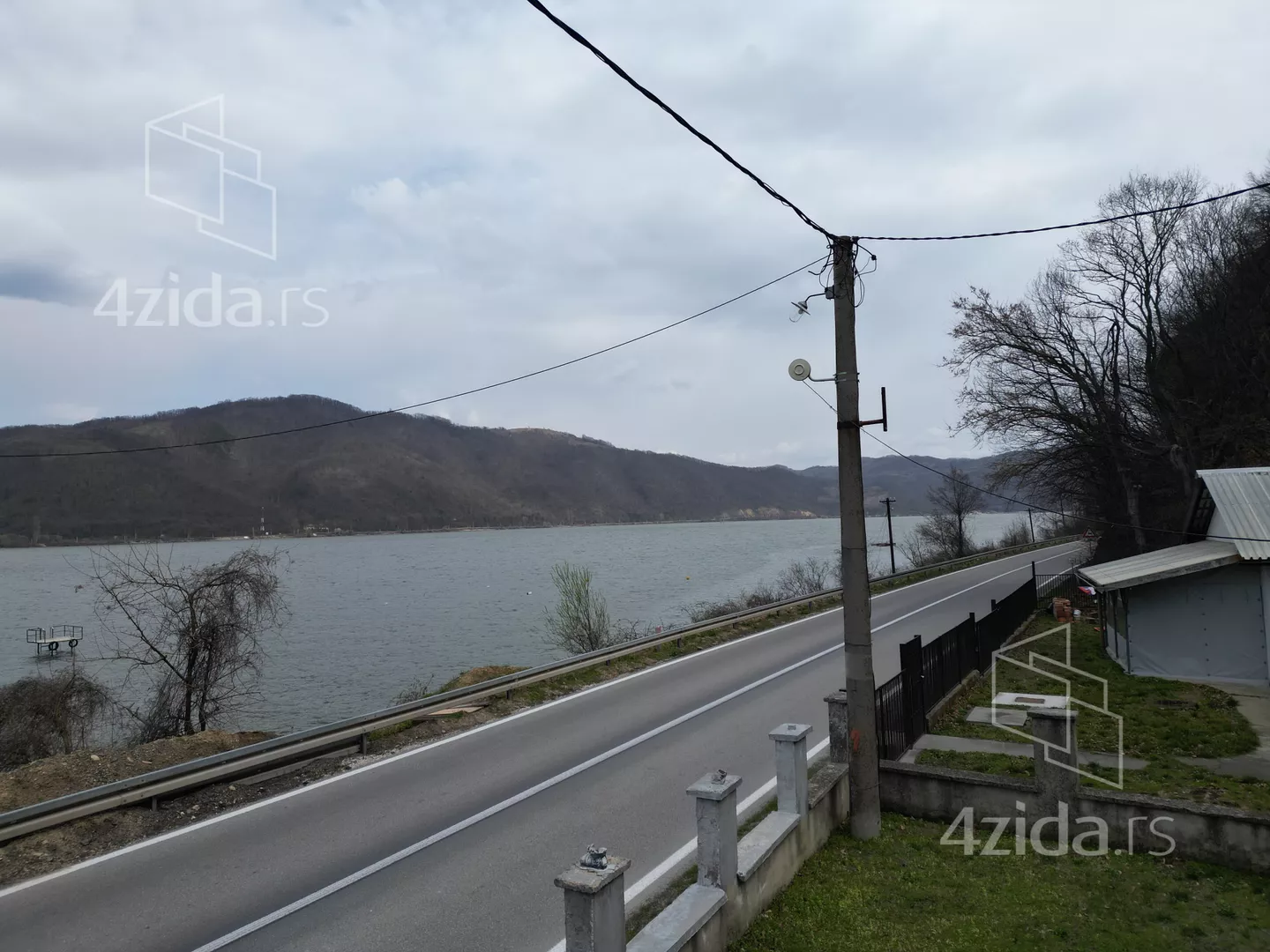 3-etažna kuća | 4zida