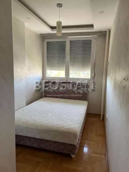 Pariske Komune | 4zida.rs