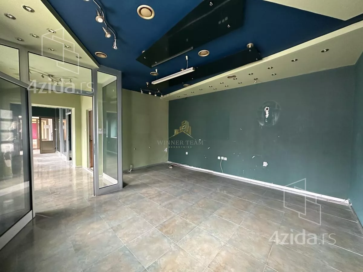 Poslovni prostor | 4zida