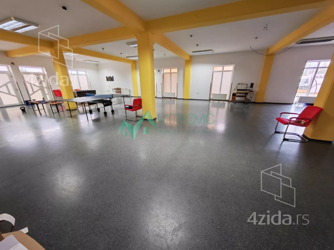 Poslovni prostor | 4zida