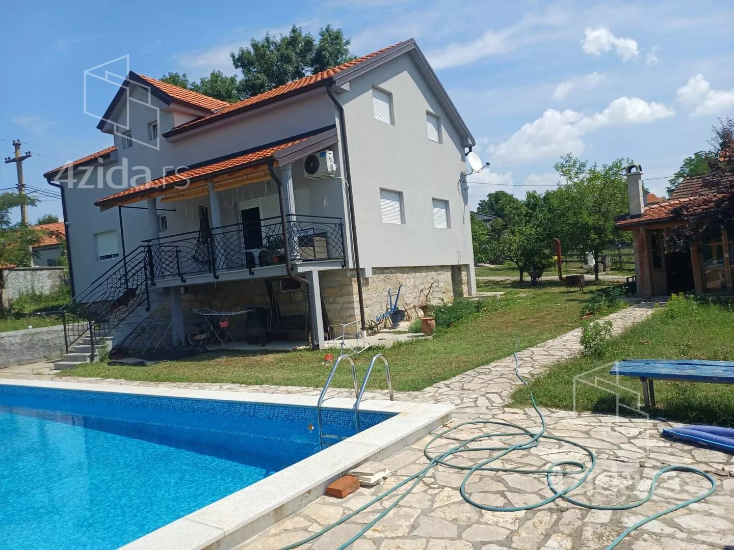 2-etažna kuća | 4zida