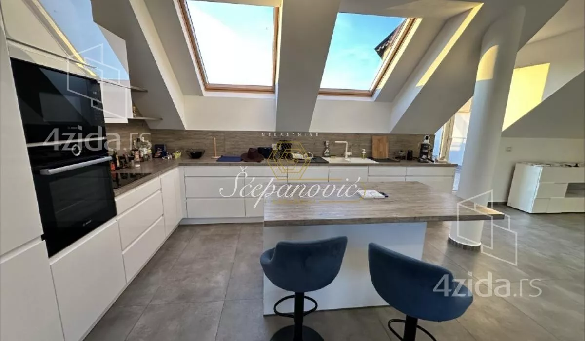 Petosoban stan | 4zida