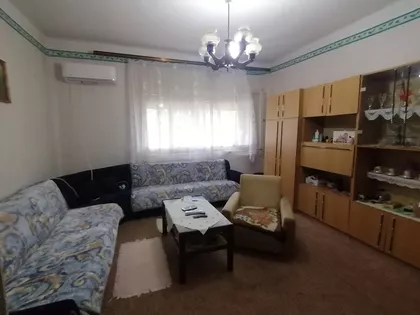 Bajmok | 4zida.rs