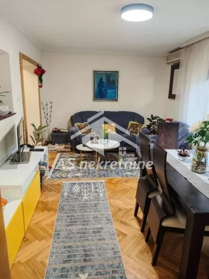 Beograđanka | 4zida.rs