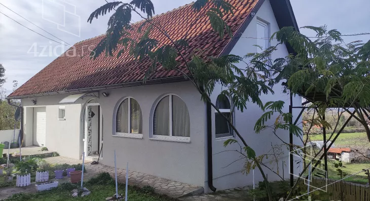 3-etažna kuća | 4zida