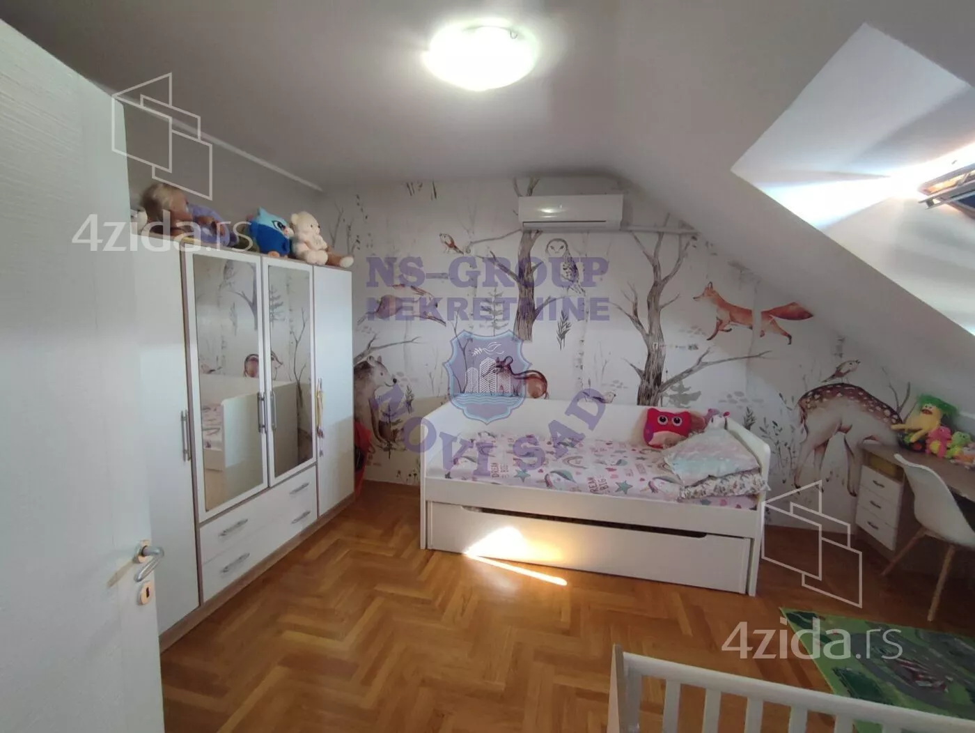 Četvorosoban stan | 4zida