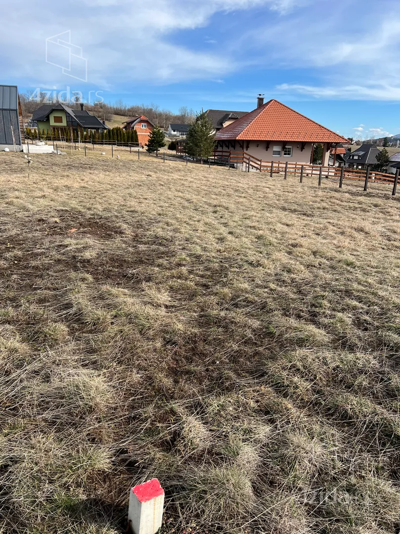 Građevinsko zemljište | 4zida