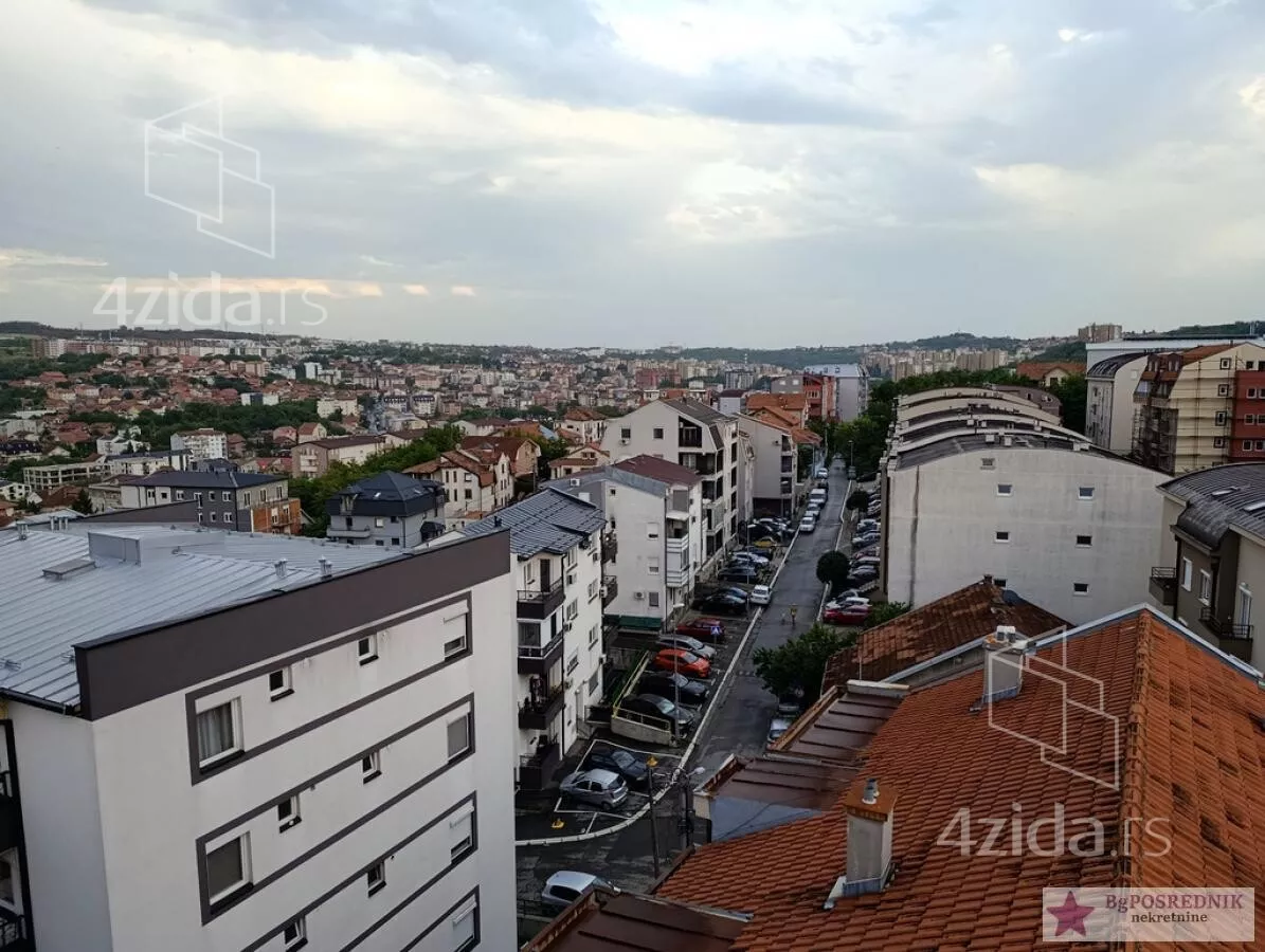 Petosoban stan | 4zida