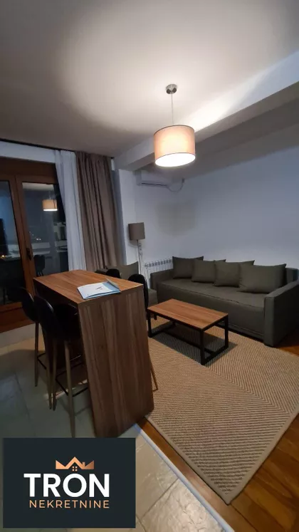 Nemanjina | 4zida.rs