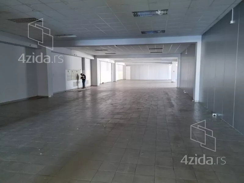 Poslovni prostor | 4zida