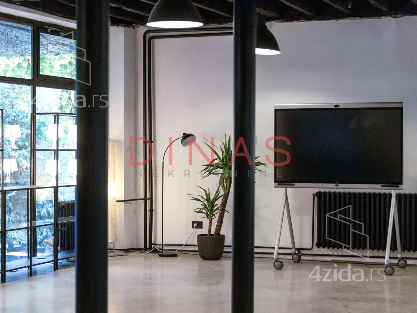 Poslovni prostor | 4zida