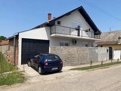 Lovćenac | 4zida.rs