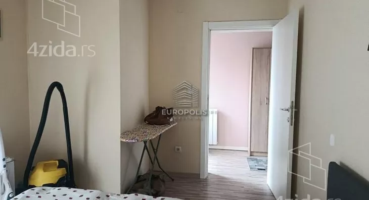 5-etažna kuća | 4zida