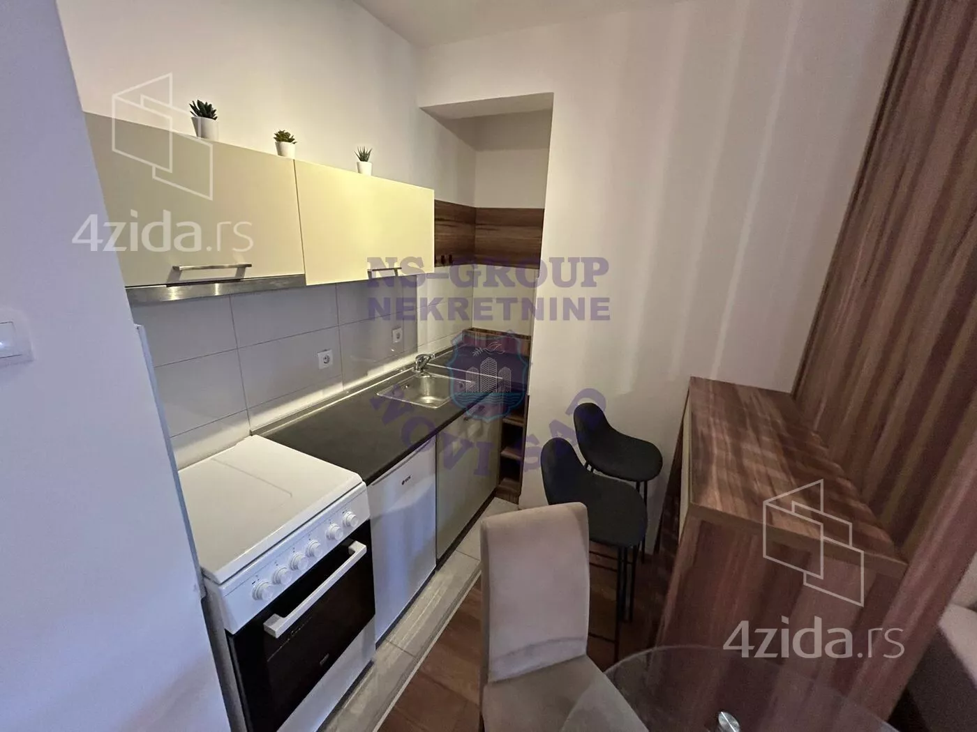 Garsonjera | 4zida
