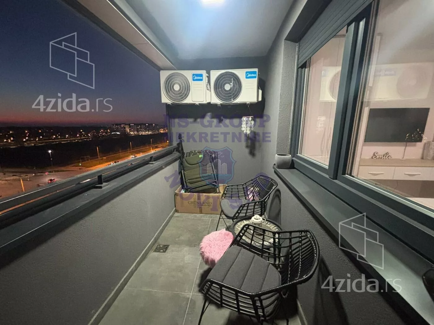 Troiposoban stan | 4zida