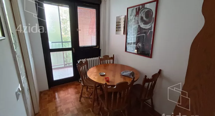 Četvoroiposoban stan | 4zida