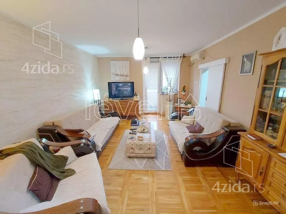 Troiposoban stan | 4zida