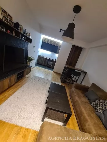 Vašarište | 4zida.rs