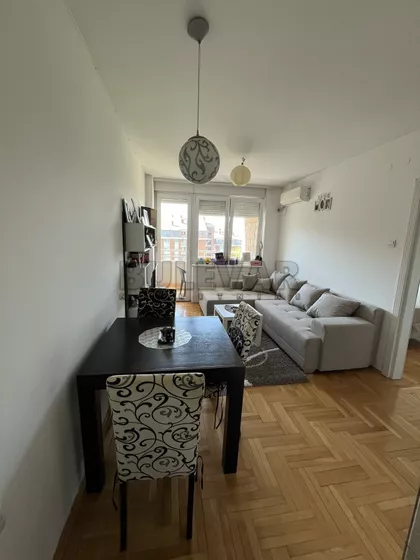 Romanijska | 4zida.rs