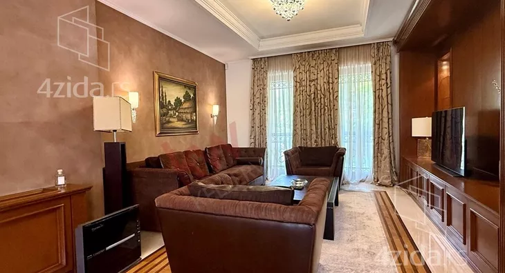 4-etažna kuća | 4zida