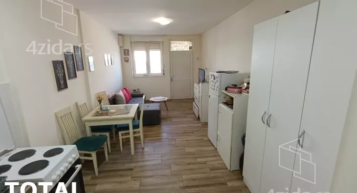 Garsonjera | 4zida