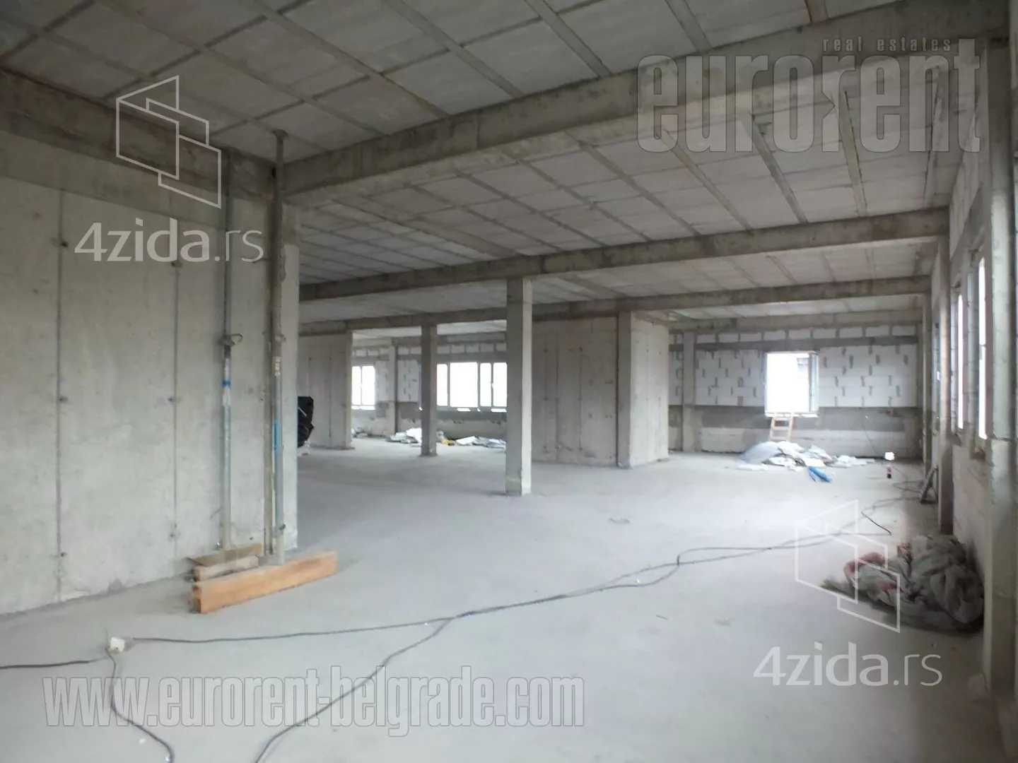 Poslovni prostor | 4zida