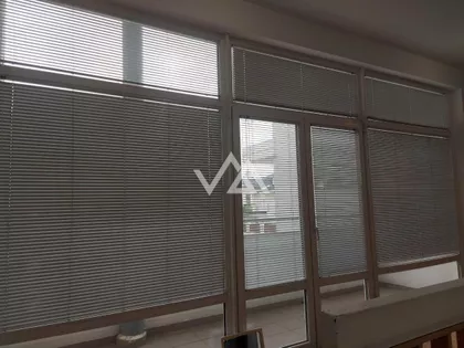 Miće Orlovića | 4zida.rs